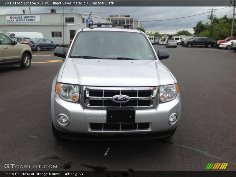Ingot Silver Metallic / Charcoal Black 2010 Ford Escape XLT V6