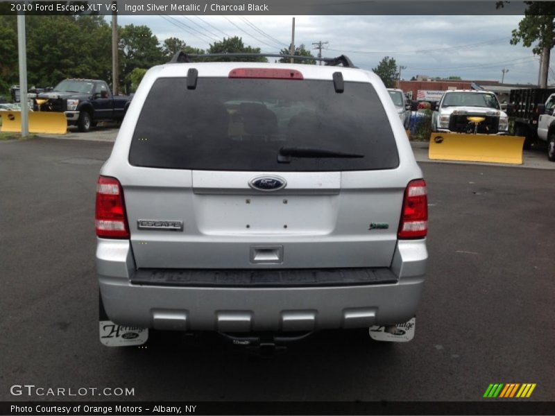 Ingot Silver Metallic / Charcoal Black 2010 Ford Escape XLT V6