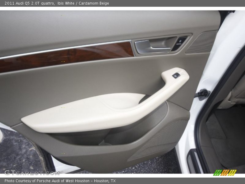 Ibis White / Cardamom Beige 2011 Audi Q5 2.0T quattro