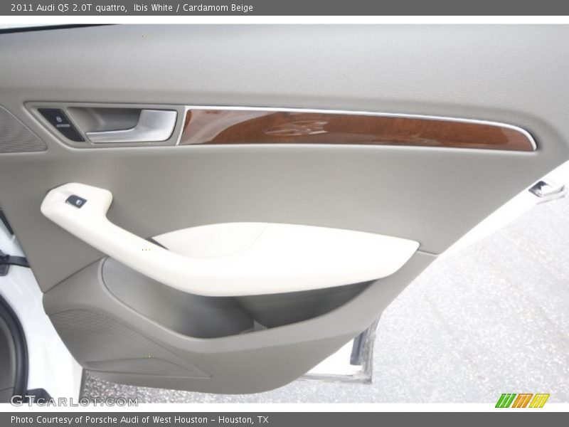 Ibis White / Cardamom Beige 2011 Audi Q5 2.0T quattro