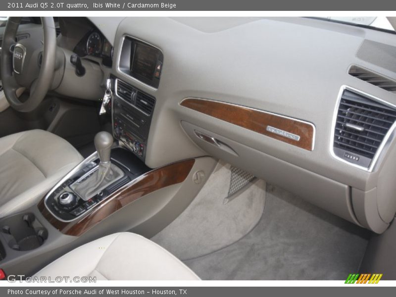 Ibis White / Cardamom Beige 2011 Audi Q5 2.0T quattro