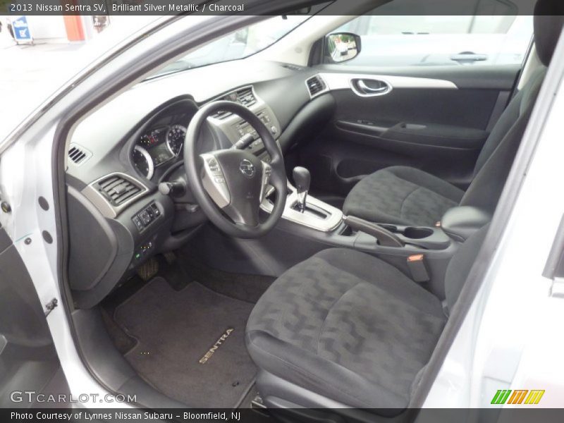 Brilliant Silver Metallic / Charcoal 2013 Nissan Sentra SV