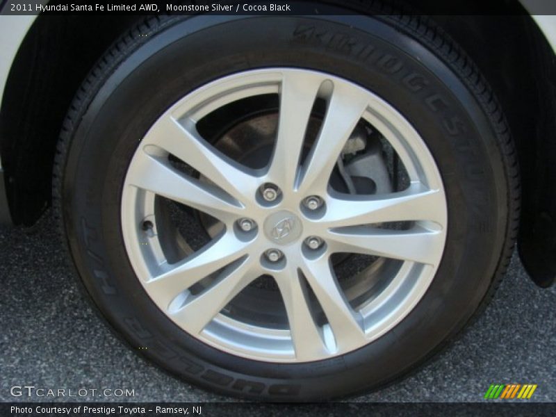 Moonstone Silver / Cocoa Black 2011 Hyundai Santa Fe Limited AWD