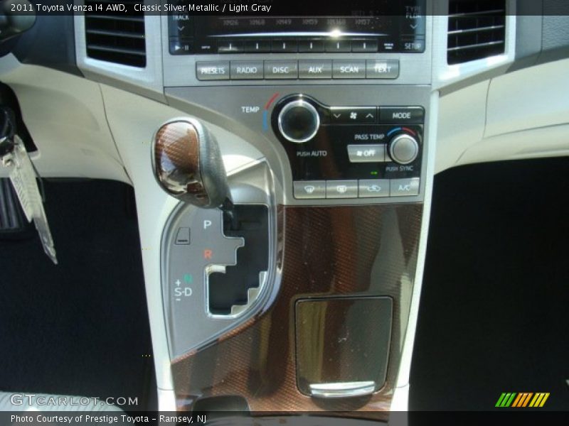Classic Silver Metallic / Light Gray 2011 Toyota Venza I4 AWD