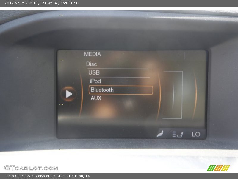 Ice White / Soft Beige 2012 Volvo S60 T5