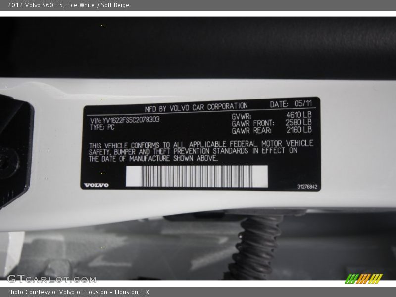 Ice White / Soft Beige 2012 Volvo S60 T5