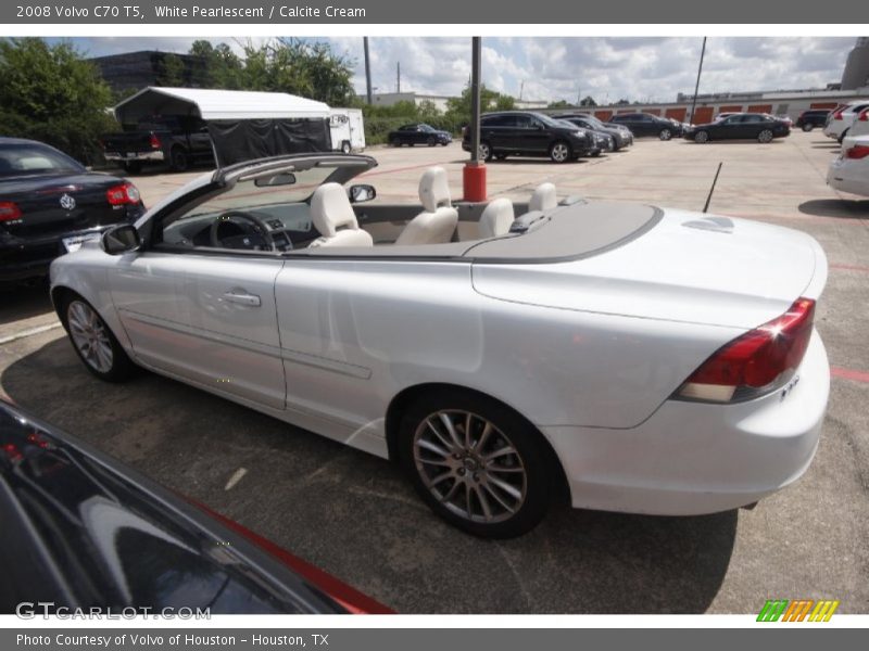 White Pearlescent / Calcite Cream 2008 Volvo C70 T5