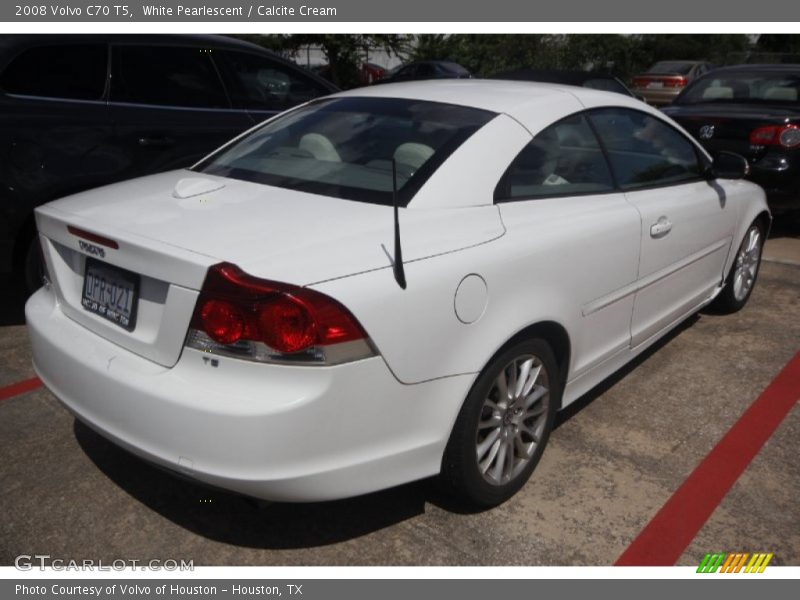 White Pearlescent / Calcite Cream 2008 Volvo C70 T5