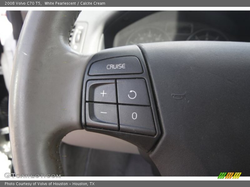 White Pearlescent / Calcite Cream 2008 Volvo C70 T5