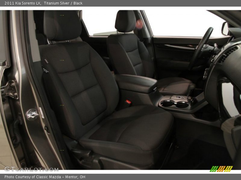 Titanium Silver / Black 2011 Kia Sorento LX