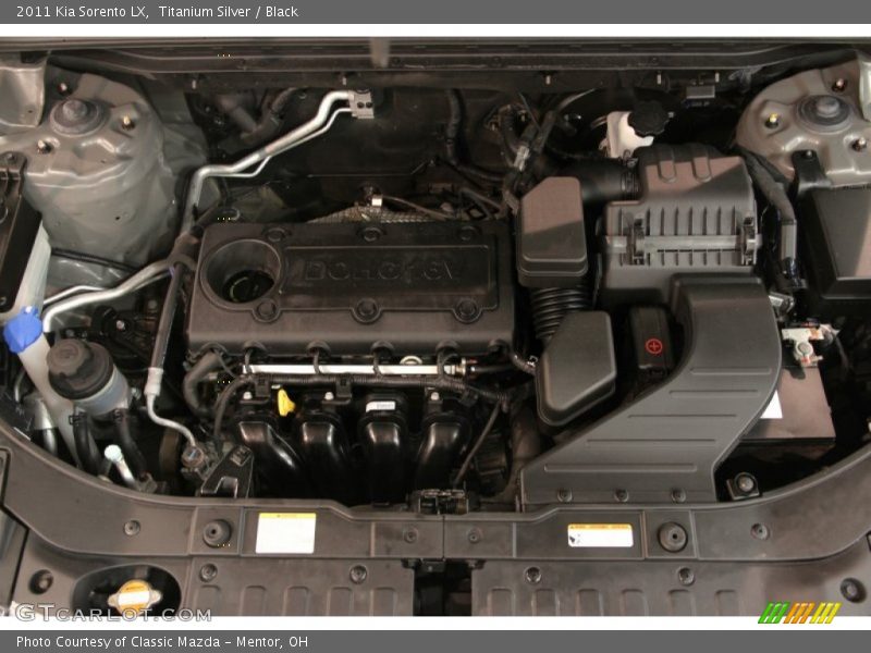 Titanium Silver / Black 2011 Kia Sorento LX