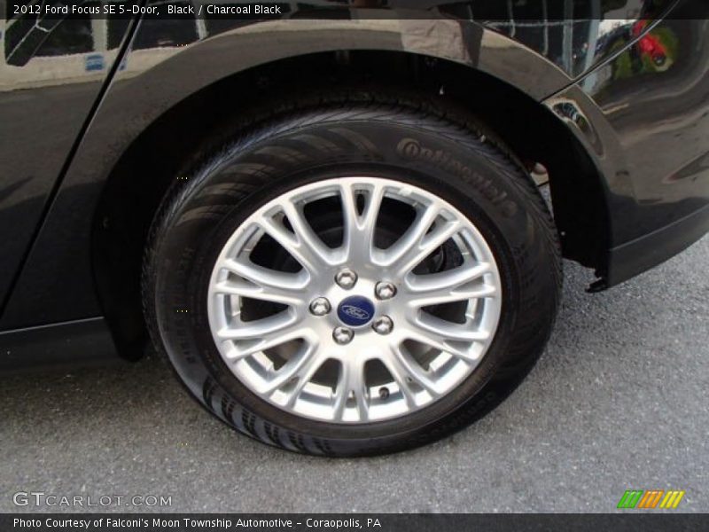 Black / Charcoal Black 2012 Ford Focus SE 5-Door