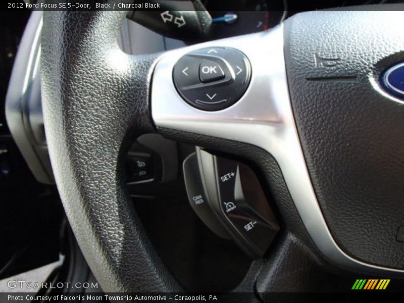 Black / Charcoal Black 2012 Ford Focus SE 5-Door
