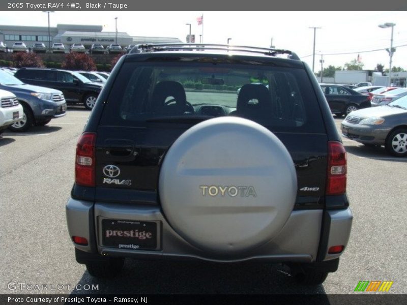 Black / Taupe 2005 Toyota RAV4 4WD