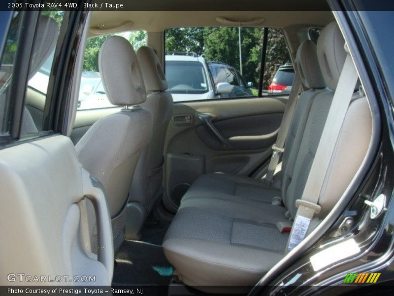 Black / Taupe 2005 Toyota RAV4 4WD