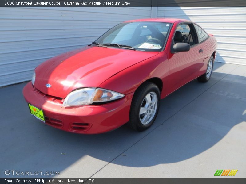 Cayenne Red Metallic / Medium Gray 2000 Chevrolet Cavalier Coupe
