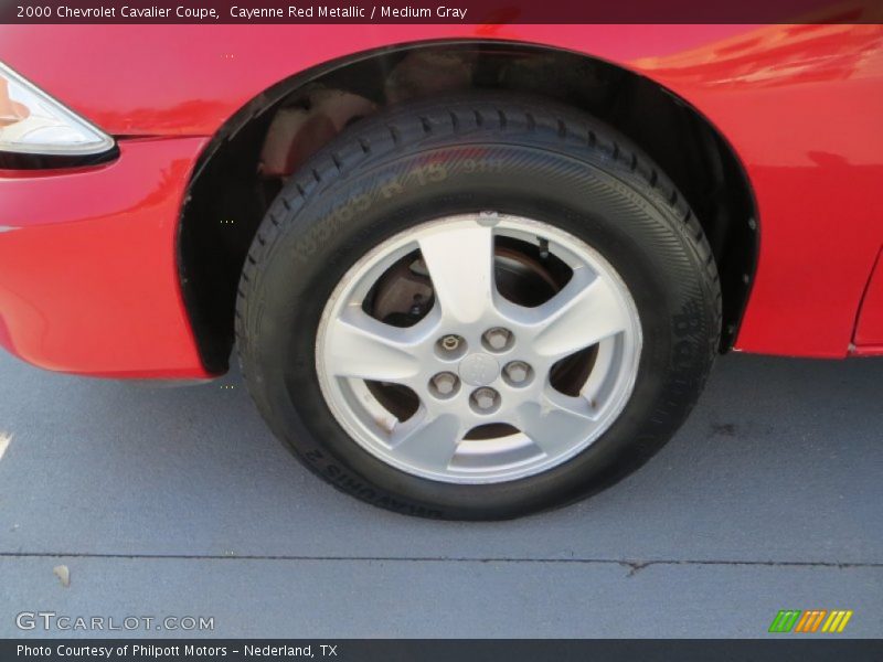 Cayenne Red Metallic / Medium Gray 2000 Chevrolet Cavalier Coupe