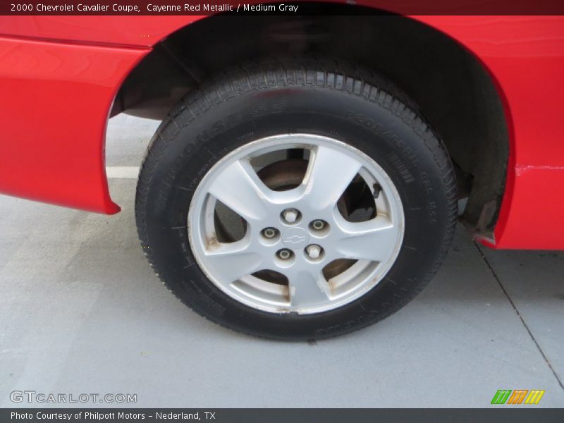 Cayenne Red Metallic / Medium Gray 2000 Chevrolet Cavalier Coupe