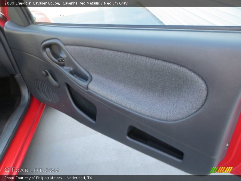 Cayenne Red Metallic / Medium Gray 2000 Chevrolet Cavalier Coupe