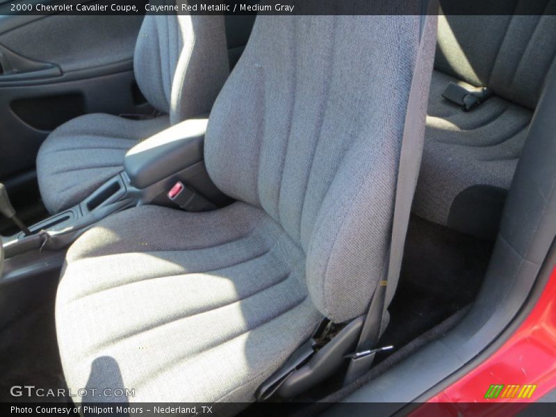 Cayenne Red Metallic / Medium Gray 2000 Chevrolet Cavalier Coupe