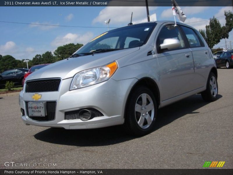 Ice Silver Metallic / Charcoal 2011 Chevrolet Aveo Aveo5 LT