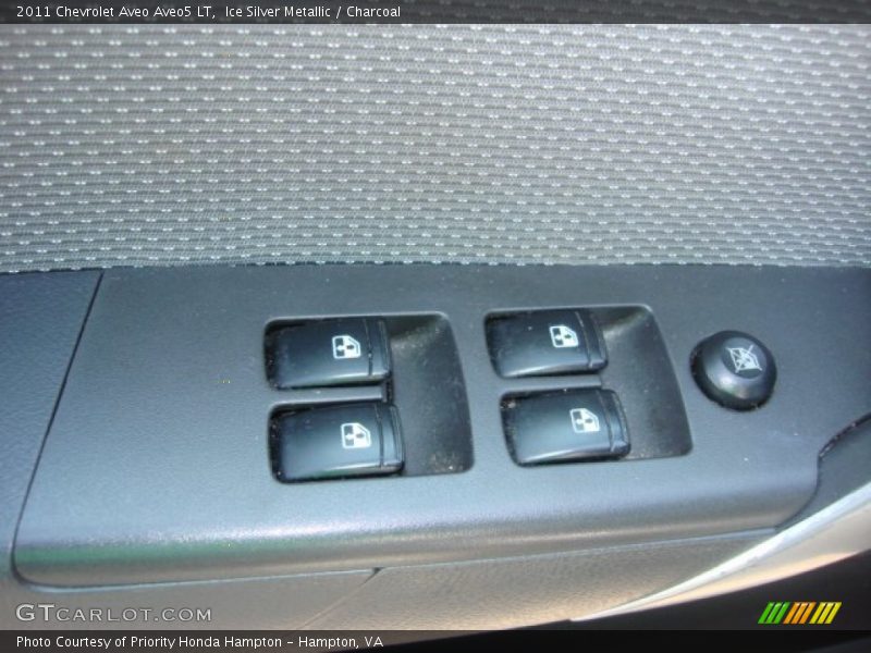 Ice Silver Metallic / Charcoal 2011 Chevrolet Aveo Aveo5 LT