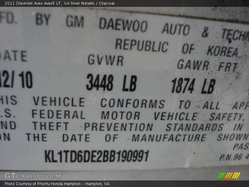 Ice Silver Metallic / Charcoal 2011 Chevrolet Aveo Aveo5 LT