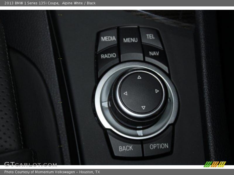 Controls of 2013 1 Series 135i Coupe