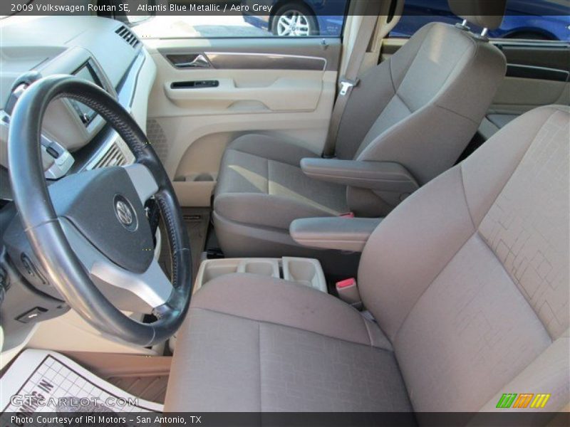 Atlantis Blue Metallic / Aero Grey 2009 Volkswagen Routan SE