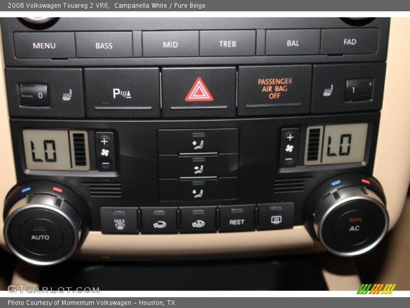Campanella White / Pure Beige 2008 Volkswagen Touareg 2 VR6