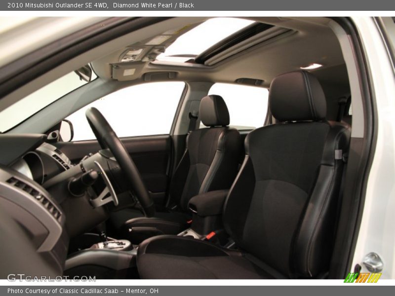 Diamond White Pearl / Black 2010 Mitsubishi Outlander SE 4WD