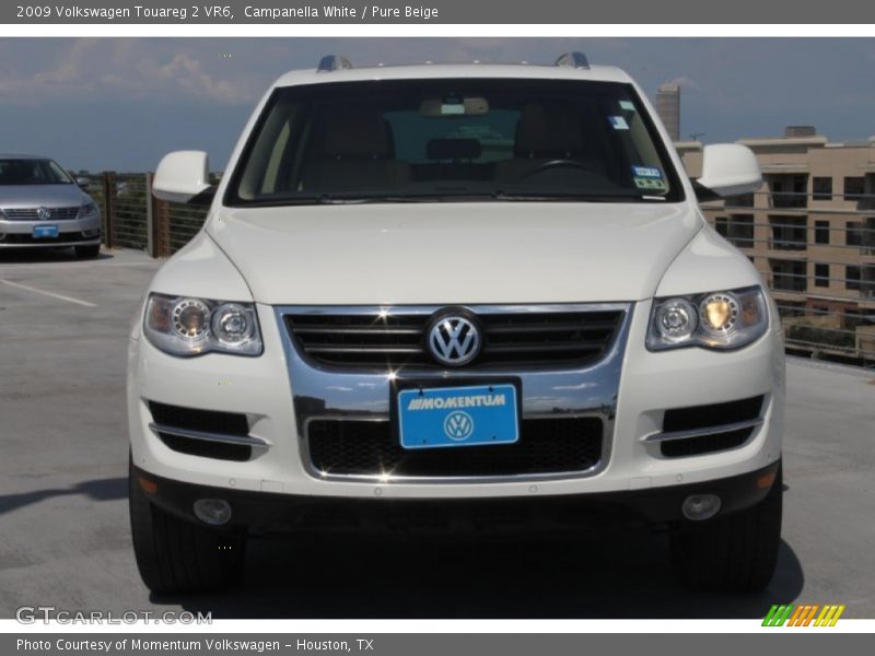 Campanella White / Pure Beige 2009 Volkswagen Touareg 2 VR6