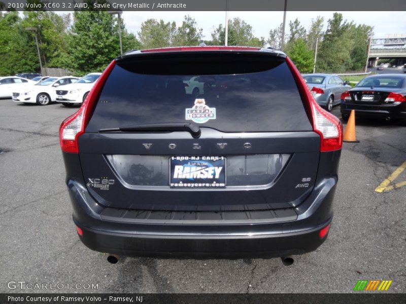 Savile Grey Metallic / Anthracite 2010 Volvo XC60 3.2 AWD