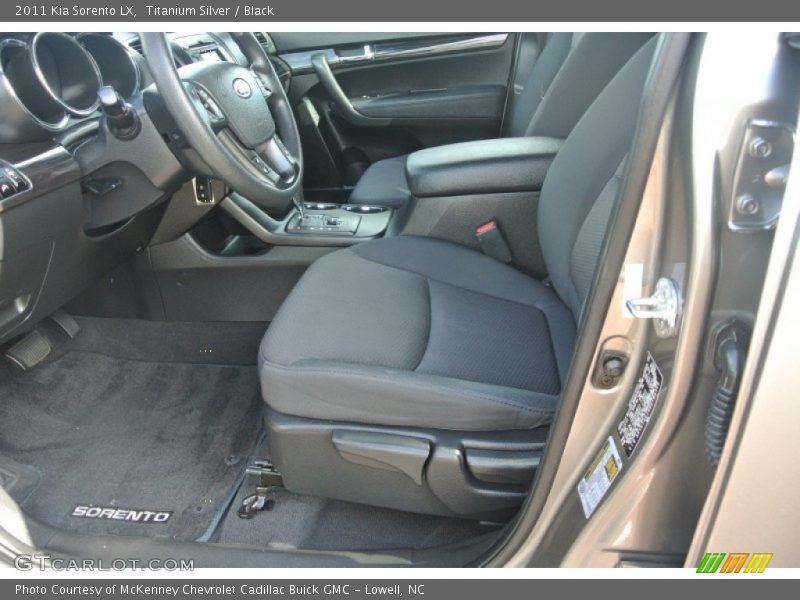Titanium Silver / Black 2011 Kia Sorento LX