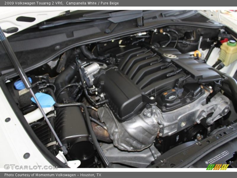 Campanella White / Pure Beige 2009 Volkswagen Touareg 2 VR6