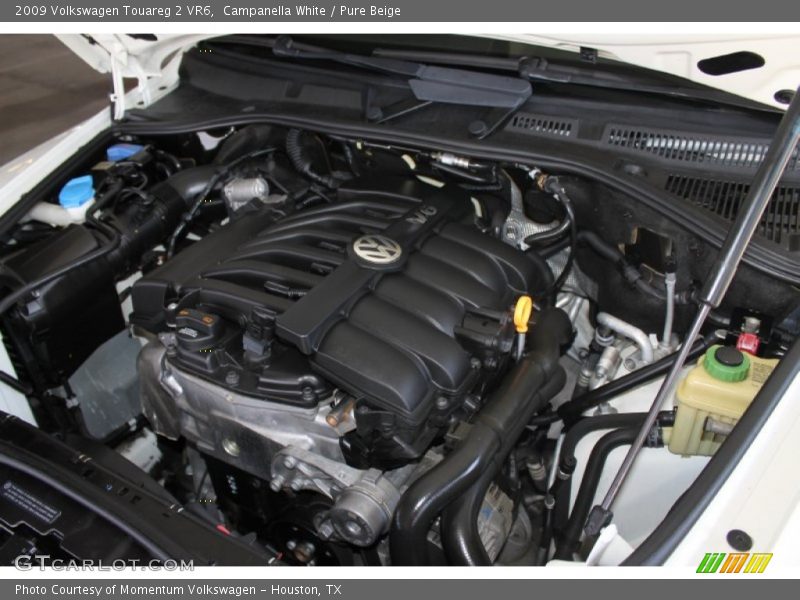 Campanella White / Pure Beige 2009 Volkswagen Touareg 2 VR6
