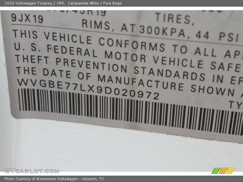 Campanella White / Pure Beige 2009 Volkswagen Touareg 2 VR6