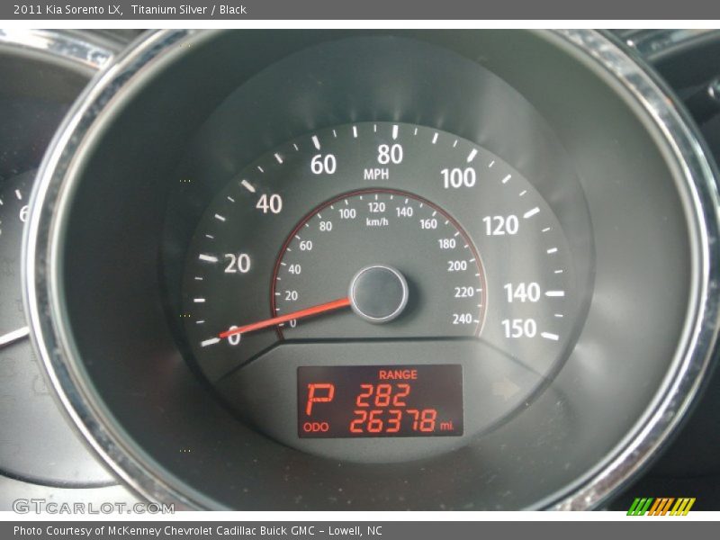 Titanium Silver / Black 2011 Kia Sorento LX