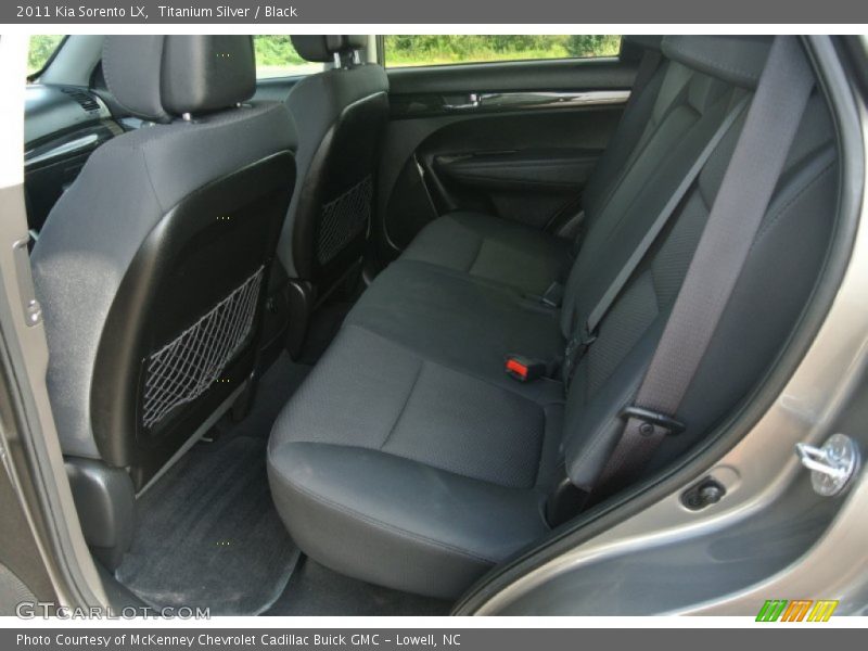 Titanium Silver / Black 2011 Kia Sorento LX