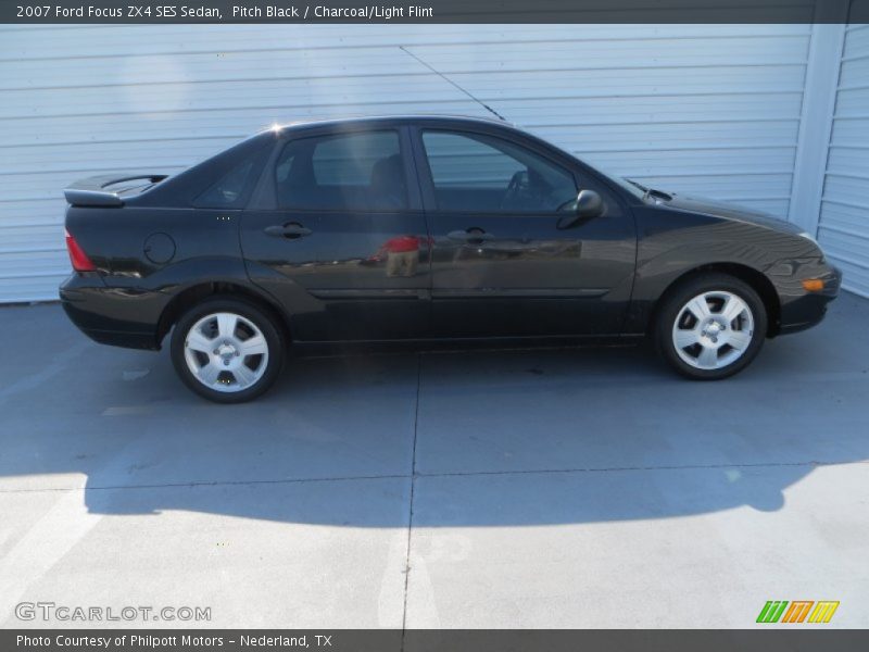 Pitch Black / Charcoal/Light Flint 2007 Ford Focus ZX4 SES Sedan