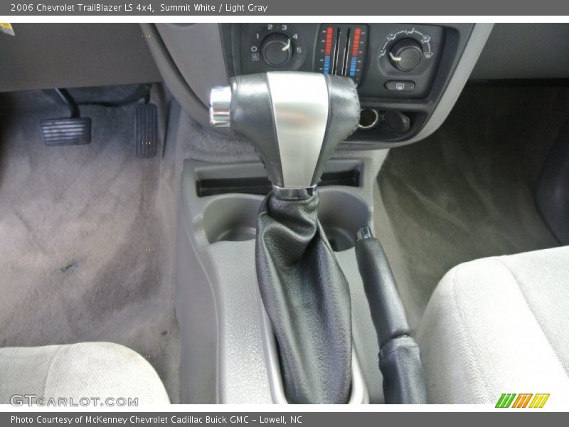 Summit White / Light Gray 2006 Chevrolet TrailBlazer LS 4x4