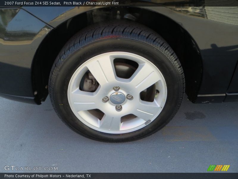 Pitch Black / Charcoal/Light Flint 2007 Ford Focus ZX4 SES Sedan