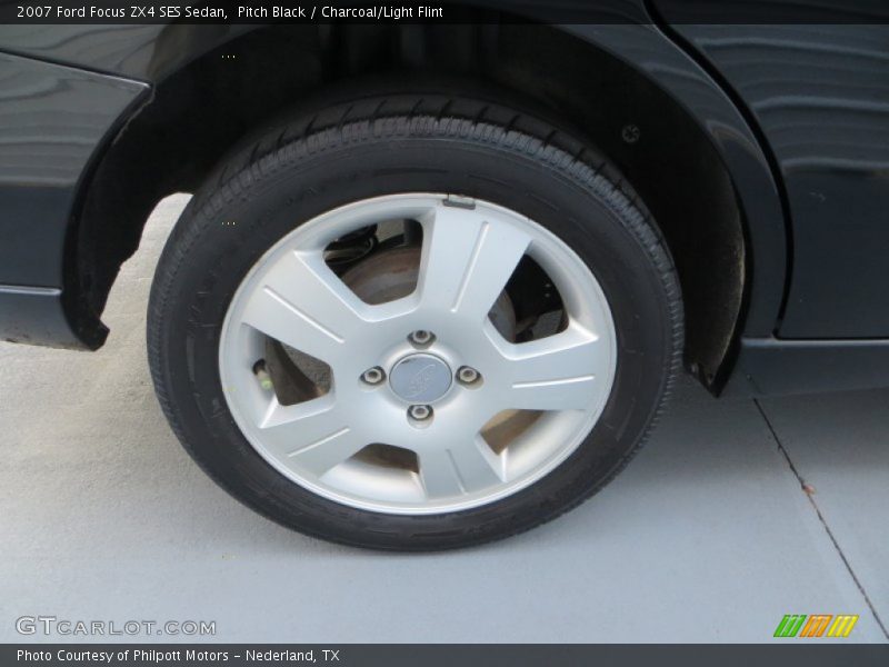 Pitch Black / Charcoal/Light Flint 2007 Ford Focus ZX4 SES Sedan