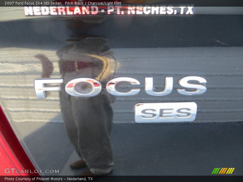 Pitch Black / Charcoal/Light Flint 2007 Ford Focus ZX4 SES Sedan