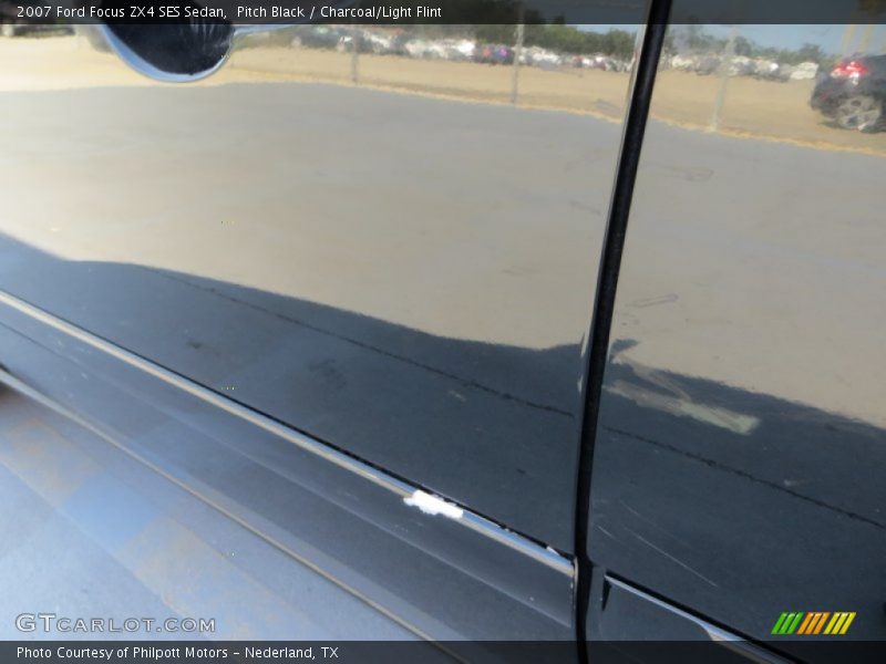 Pitch Black / Charcoal/Light Flint 2007 Ford Focus ZX4 SES Sedan