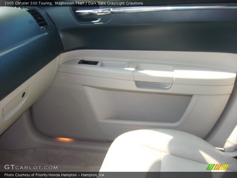 Magnesium Pearl / Dark Slate Gray/Light Graystone 2005 Chrysler 300 Touring