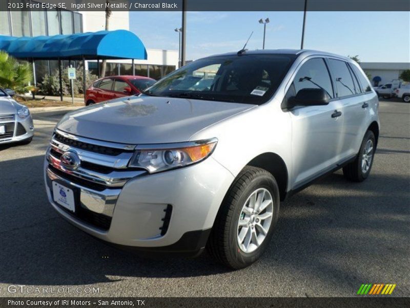 Ingot Silver Metallic / Charcoal Black 2013 Ford Edge SE