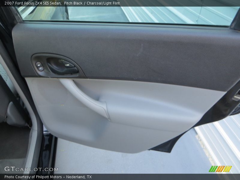 Pitch Black / Charcoal/Light Flint 2007 Ford Focus ZX4 SES Sedan
