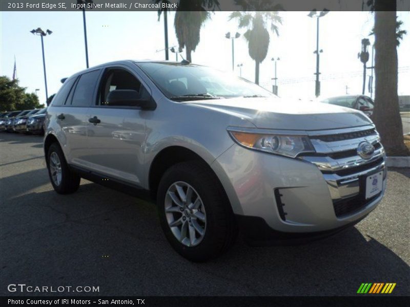 Ingot Silver Metallic / Charcoal Black 2013 Ford Edge SE