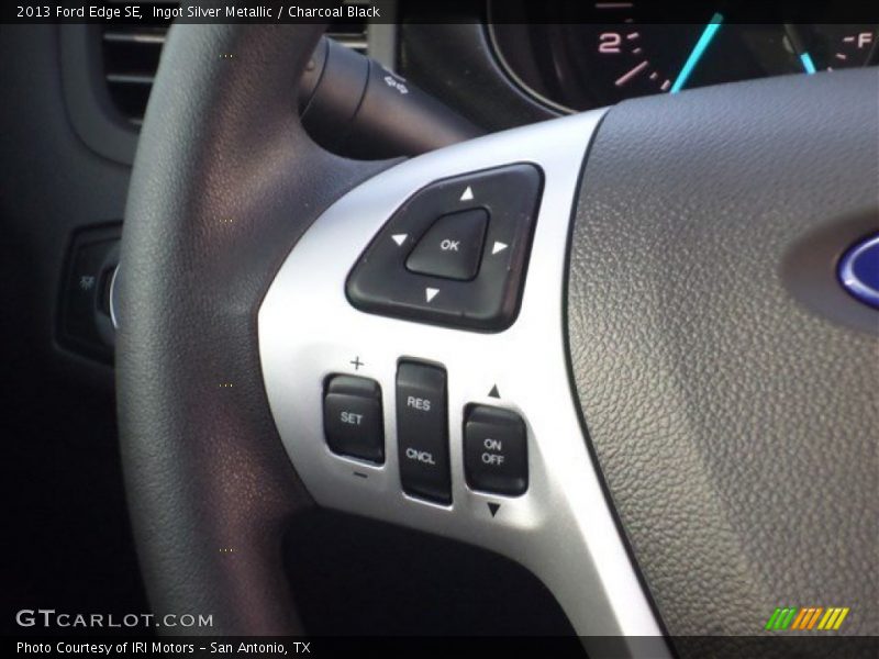 Ingot Silver Metallic / Charcoal Black 2013 Ford Edge SE